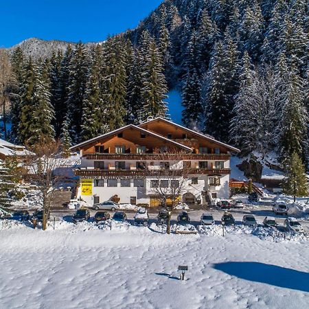 Hotel Pontives Ορτιζέι Εξωτερικό φωτογραφία