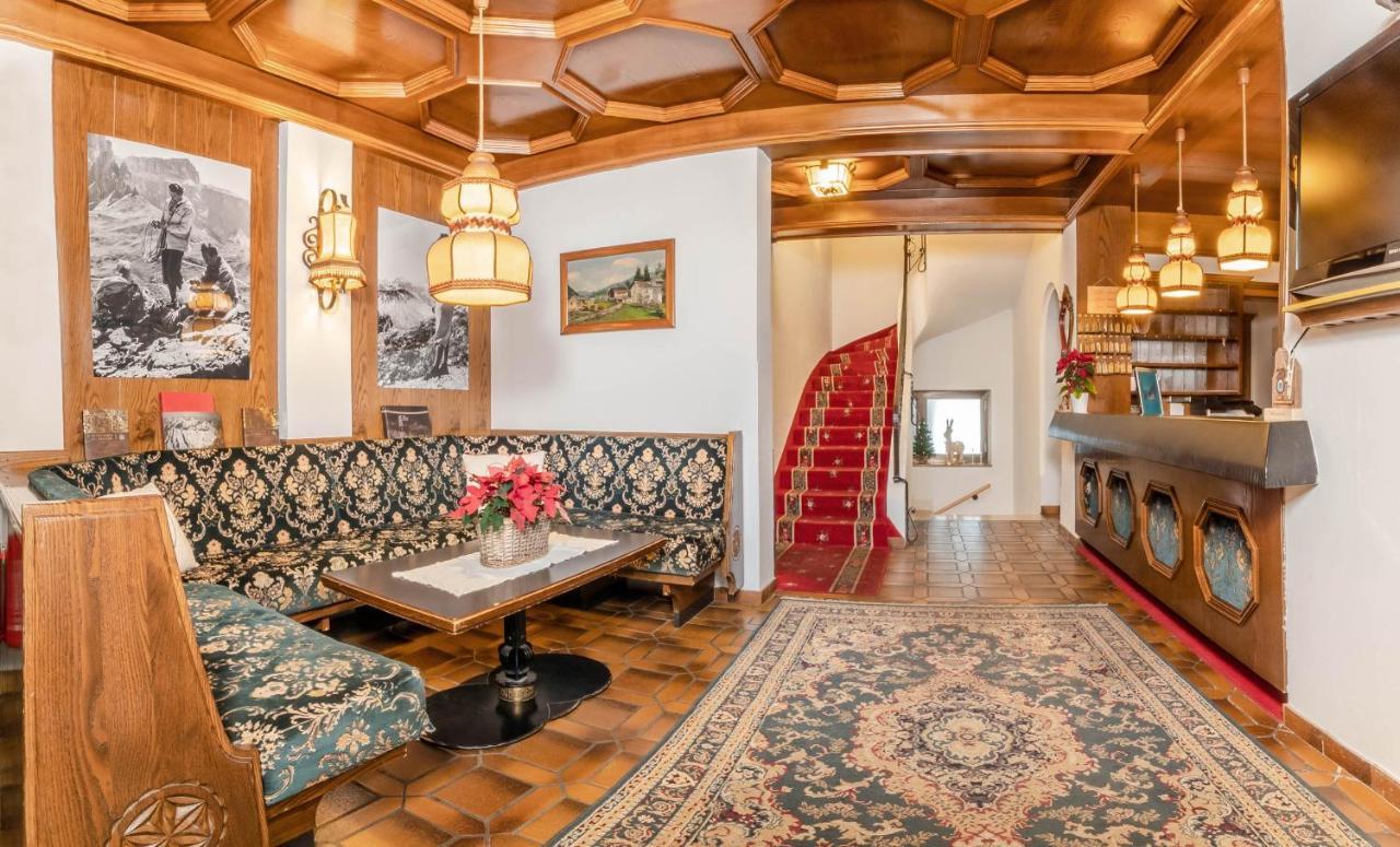 Hotel Pontives Ορτιζέι Εξωτερικό φωτογραφία